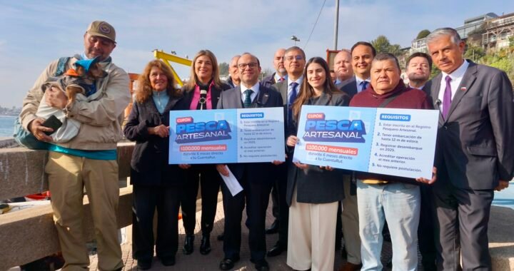 466 pescadores artesanales de Valparaíso reciben bono de $100 mil por alza de combustibles