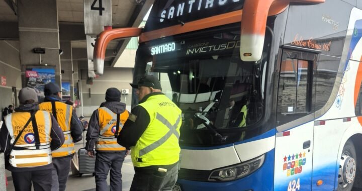 Gobierno refuerza fiscalización en terminales de buses durante feriado largo en Valparaíso