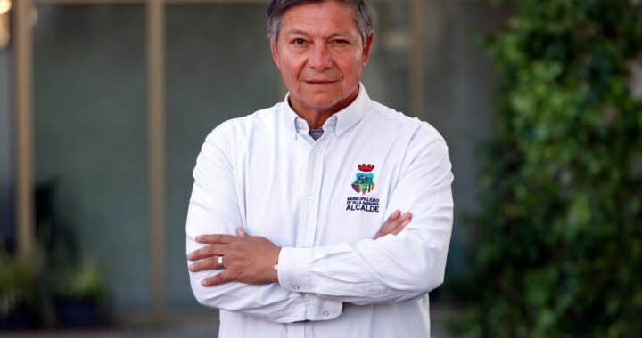 Nelson Estay lidera alza histórica en evaluación ciudadana y consolida gestión en Villa Alemana